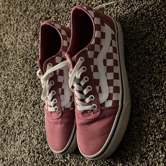 Vans women’s size 9 pink…barely worn! - Picture 2 of 4